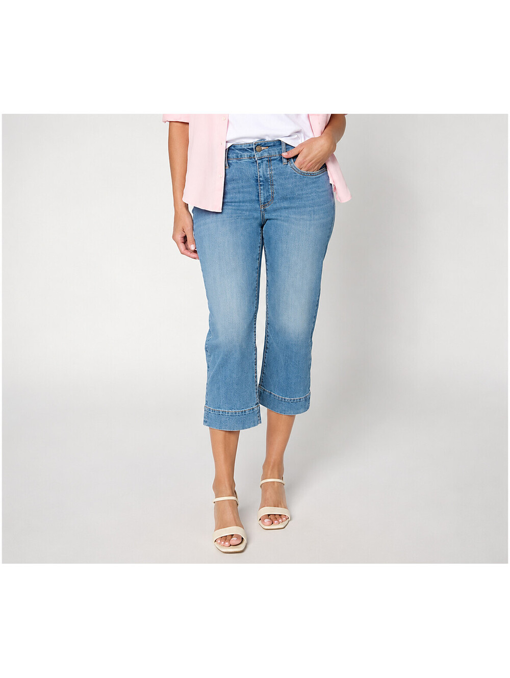 NYDJ Marilyn Regular Straight Leg Capri Jeans in Cool Embrace Water Canyon, 16W